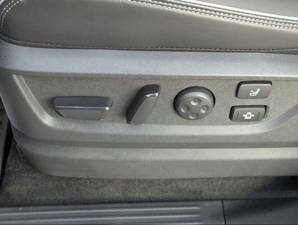 new 2026 INFINITI QX80 car, priced at $112,024