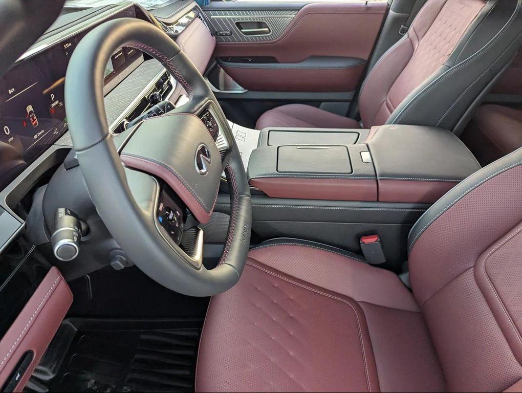 new 2026 INFINITI QX80 car, priced at $112,024