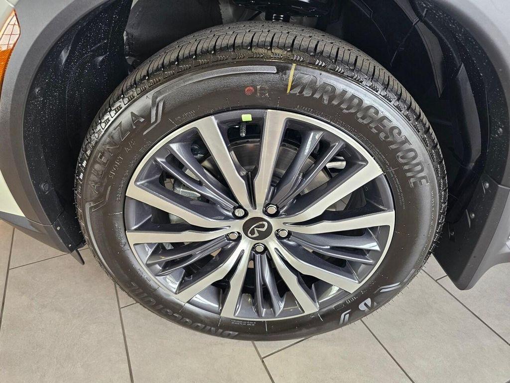 new 2025 INFINITI QX60 car, priced at $64,050