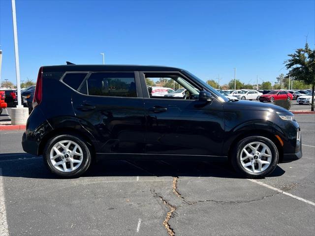 used 2022 Kia Soul car, priced at $13,998