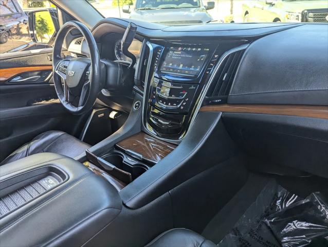 used 2020 Cadillac Escalade car, priced at $35,802