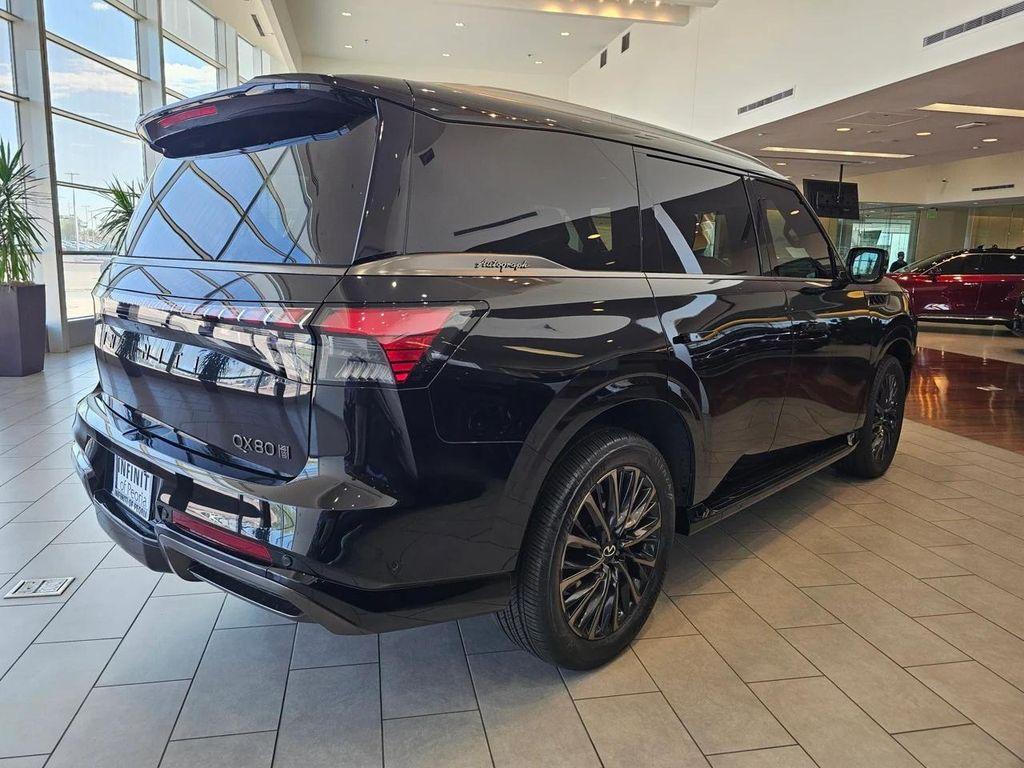 new 2025 INFINITI QX80 car, priced at $108,090