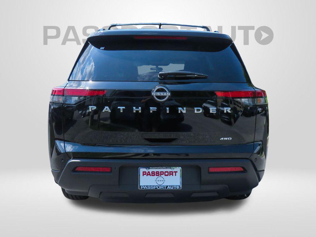 new 2025 Nissan Pathfinder car, priced at $40,384