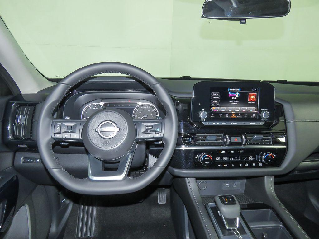 new 2025 Nissan Pathfinder car, priced at $40,384