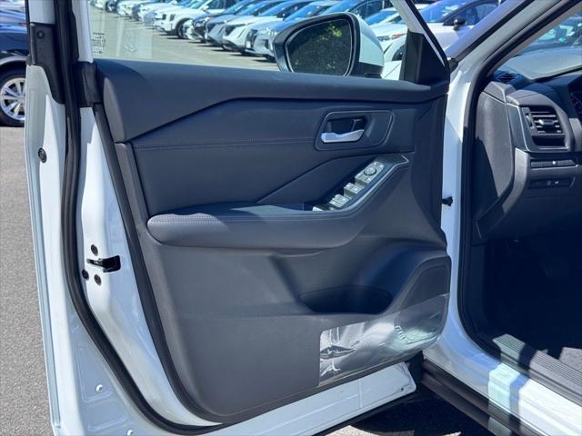 new 2025 Nissan Rogue car, priced at $33,144