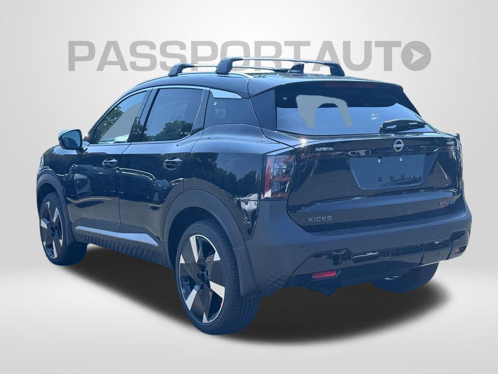 new 2025 Nissan Kicks car, priced at $29,277