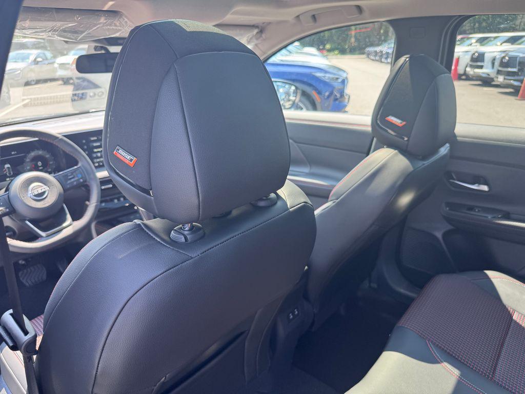 new 2025 Nissan Kicks car, priced at $29,277