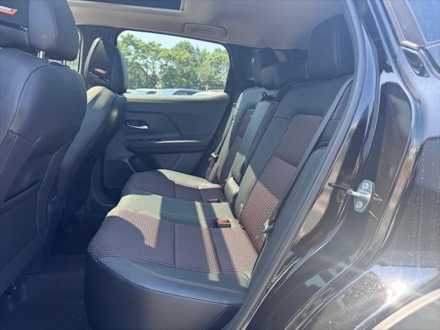 new 2025 Nissan Kicks car, priced at $29,777
