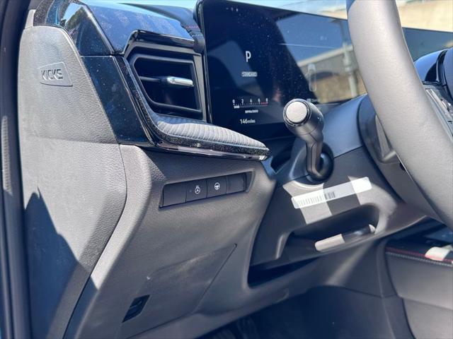 new 2025 Nissan Kicks car, priced at $31,884