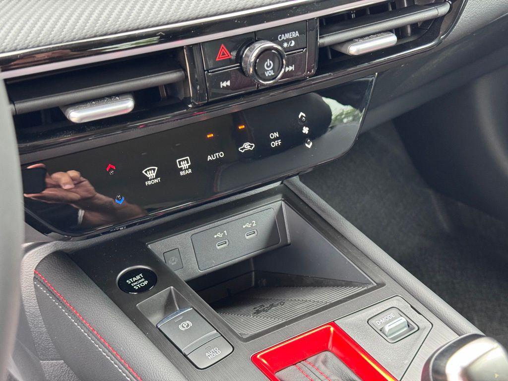 new 2025 Nissan Kicks car, priced at $26,330