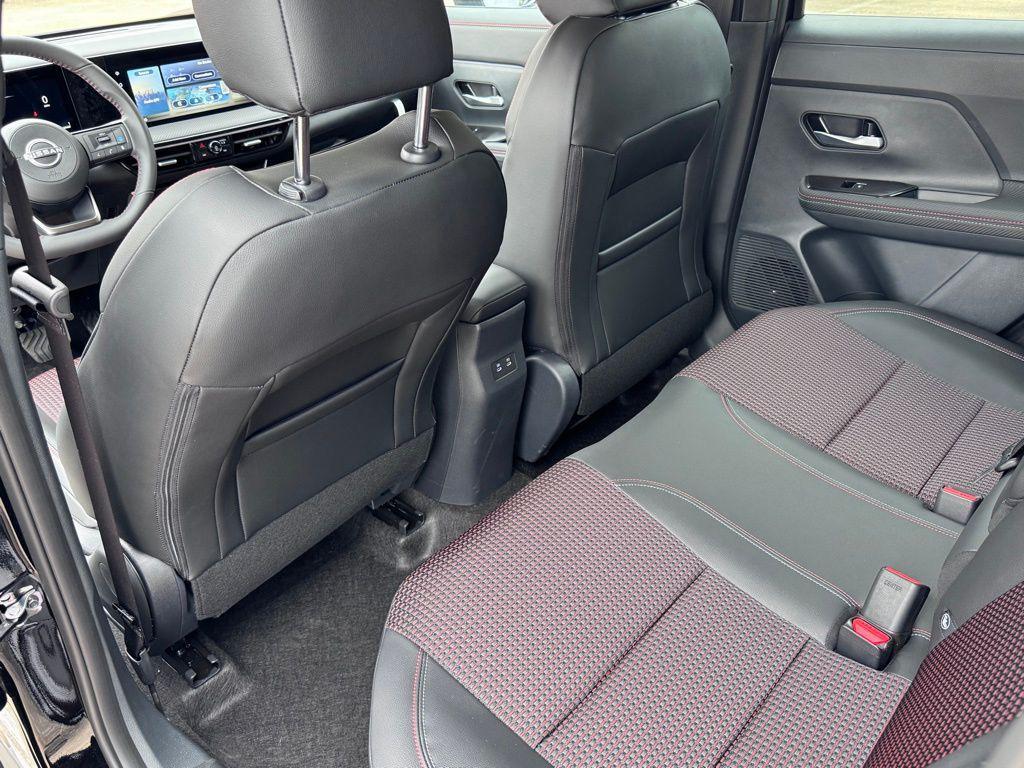 new 2025 Nissan Kicks car, priced at $26,330