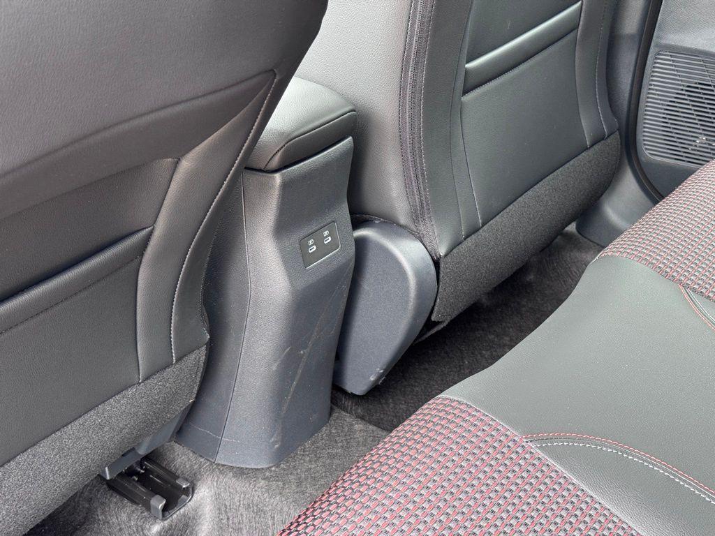 new 2025 Nissan Kicks car, priced at $26,330
