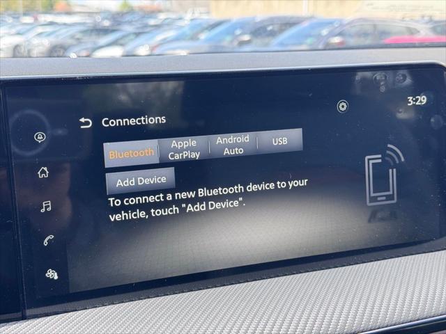 new 2025 Nissan Kicks car, priced at $31,076