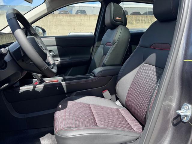 new 2025 Nissan Kicks car, priced at $31,076