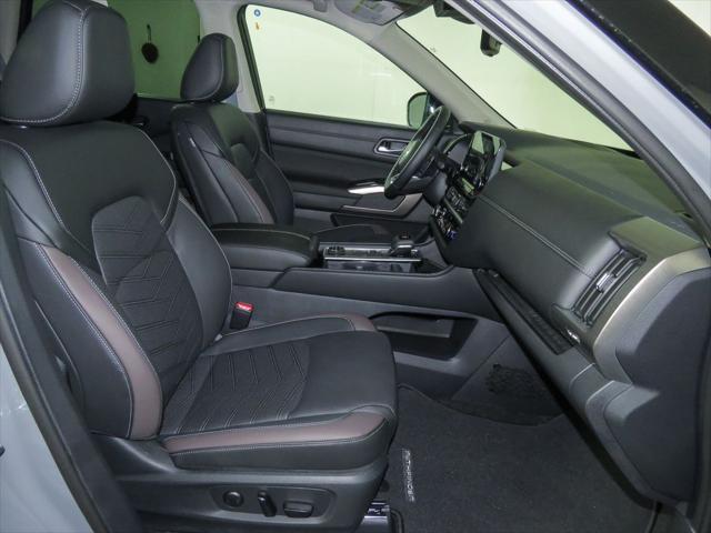 new 2025 Nissan Pathfinder car, priced at $55,035
