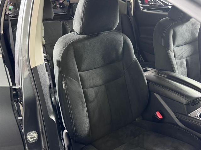 used 2019 Nissan Murano car, priced at $18,000