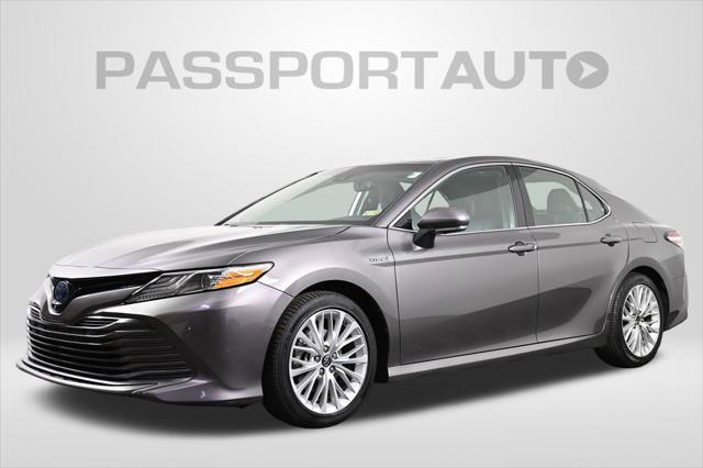 used 2018 Toyota Camry Hybrid car, priced at $17,495