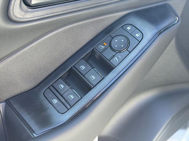 new 2025 Nissan Rogue car, priced at $30,876