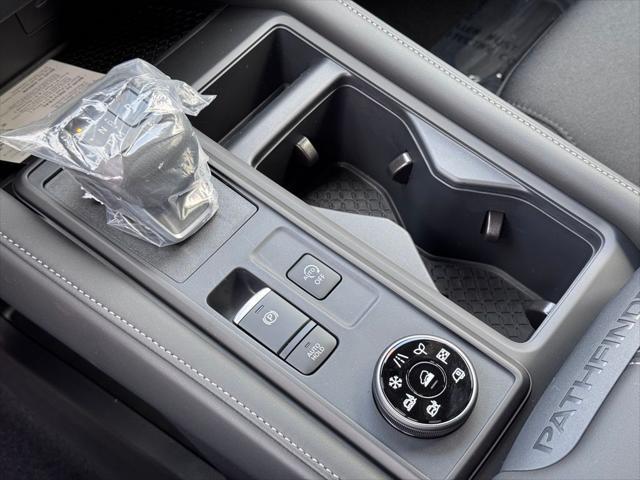 new 2025 Nissan Pathfinder car, priced at $37,684