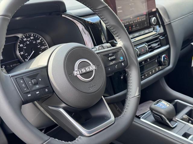 new 2025 Nissan Pathfinder car, priced at $41,197
