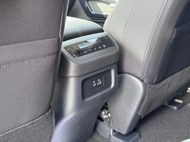 new 2025 Nissan Pathfinder car, priced at $41,197