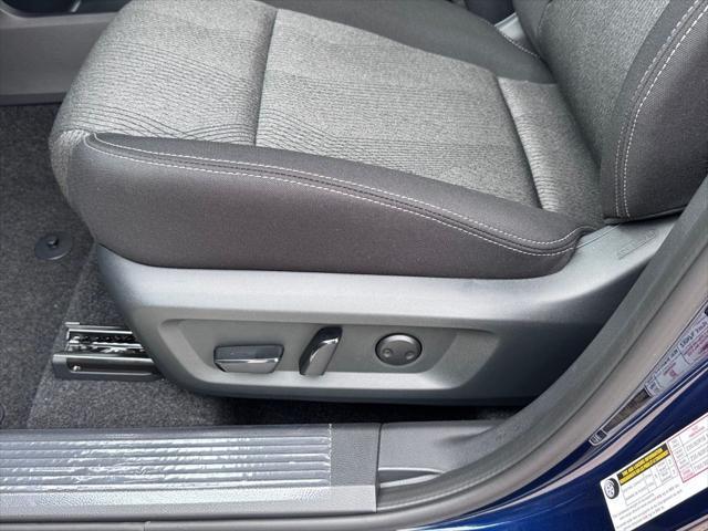 new 2025 Nissan Rogue car, priced at $30,976