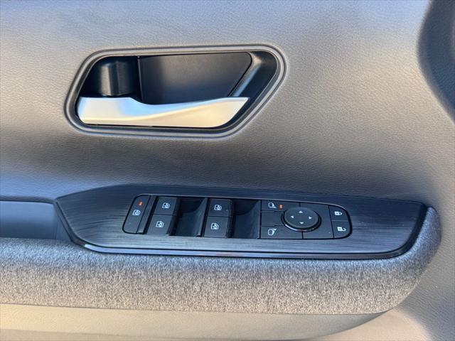 new 2025 Nissan Kicks car, priced at $27,360