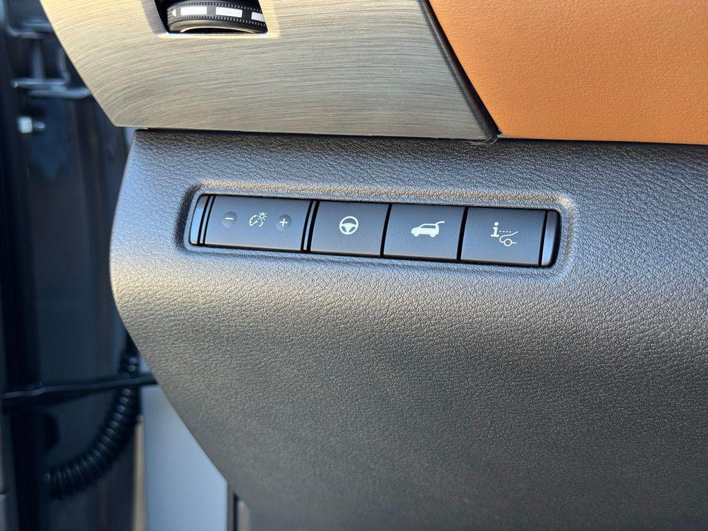 new 2025 Nissan Pathfinder car, priced at $50,439