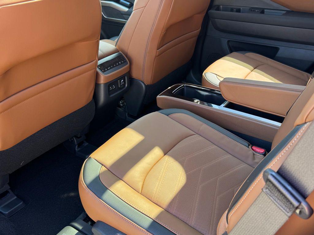 new 2025 Nissan Pathfinder car, priced at $50,439