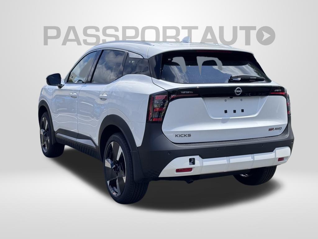 new 2025 Nissan Kicks car, priced at $29,528