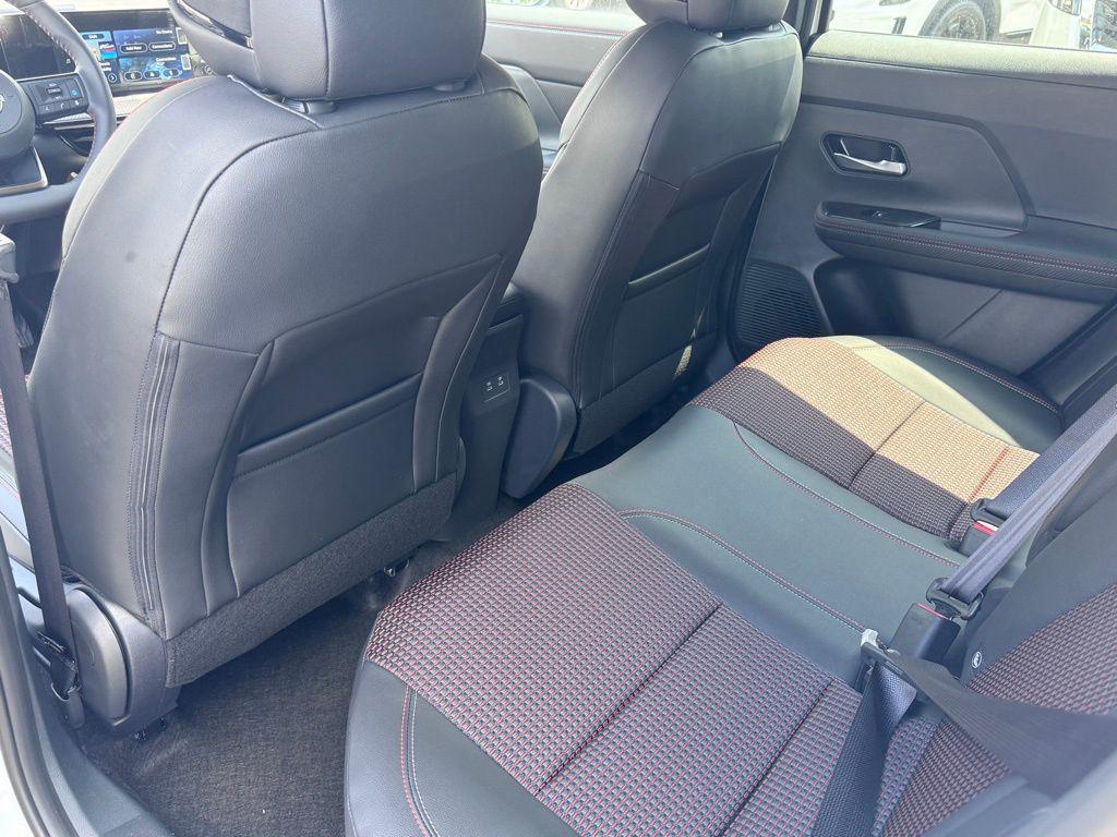 new 2025 Nissan Kicks car, priced at $29,528