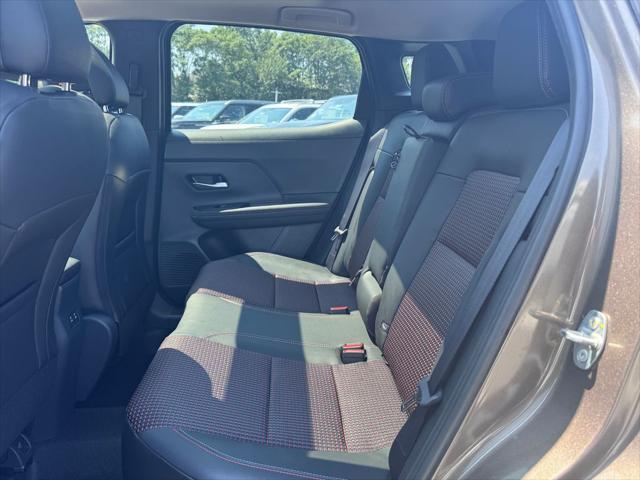 new 2025 Nissan Kicks car, priced at $29,566