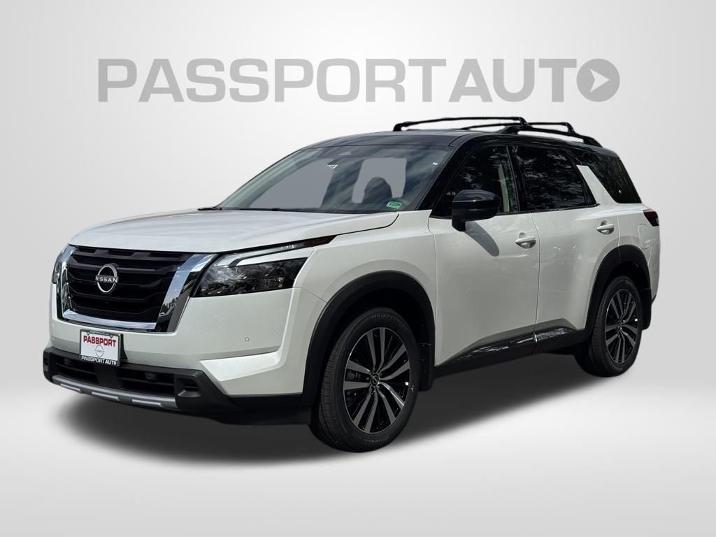 new 2025 Nissan Pathfinder car, priced at $44,613