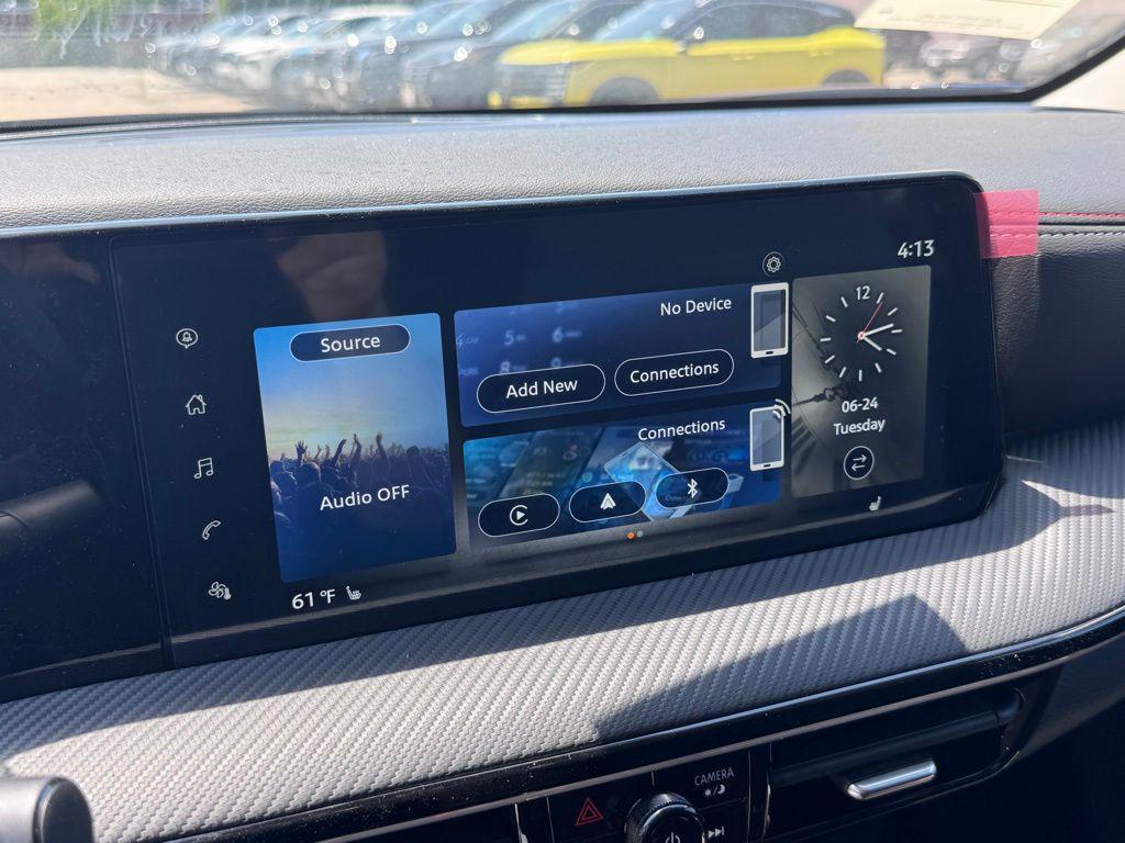 new 2025 Nissan Kicks car, priced at $28,870