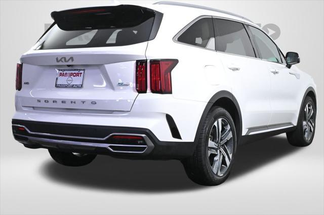 used 2022 Kia Sorento Plug-In Hybrid car, priced at $29,995