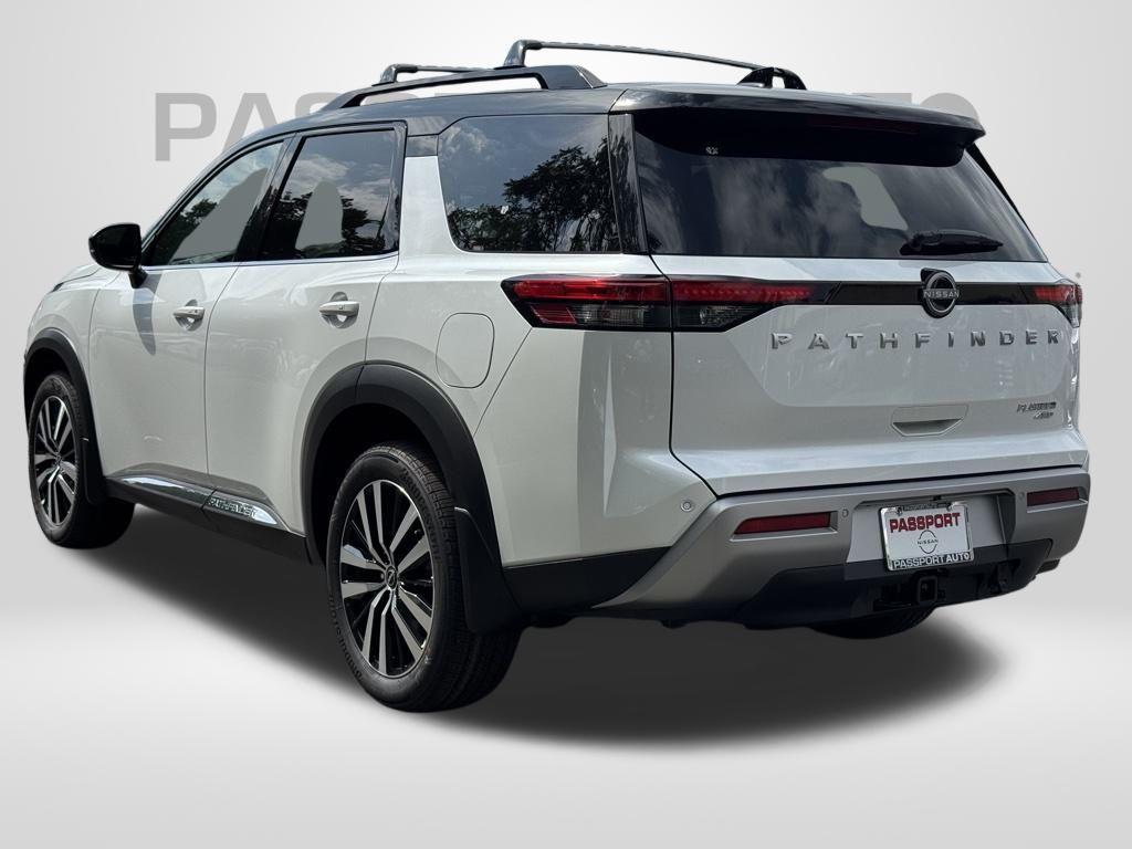 new 2025 Nissan Pathfinder car, priced at $45,013