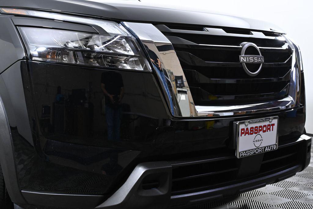used 2025 Nissan Pathfinder car, priced at $32,353