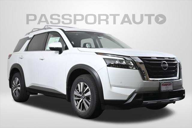 new 2025 Nissan Pathfinder car, priced at $44,717