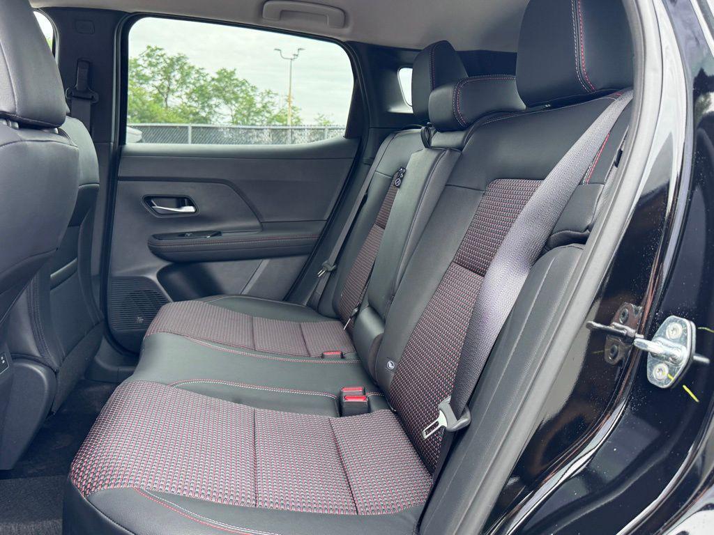 new 2025 Nissan Kicks car, priced at $26,302