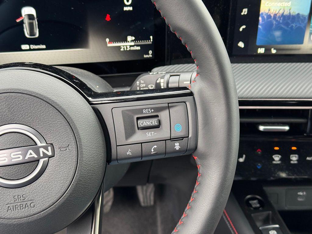new 2025 Nissan Kicks car, priced at $29,559