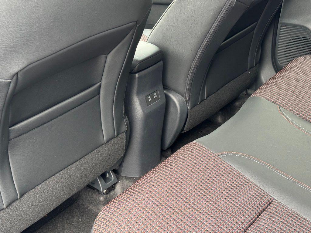 new 2025 Nissan Kicks car, priced at $29,559