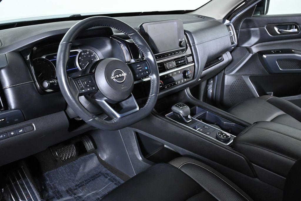 used 2024 Nissan Pathfinder car, priced at $36,555