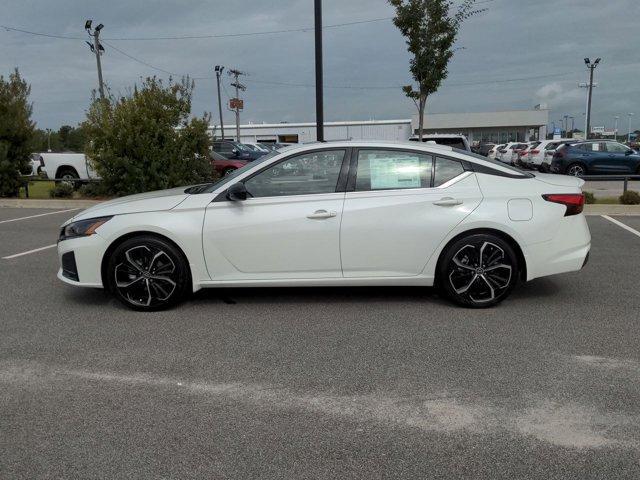 new 2023 Nissan Altima car, priced at $30,500