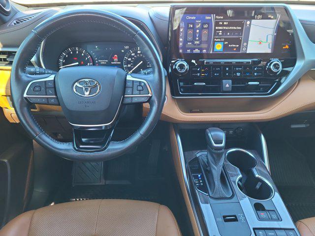 used 2021 Toyota Highlander car, priced at $35,977