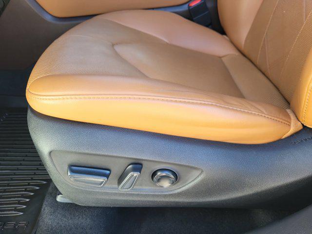 used 2021 Toyota Highlander car, priced at $35,977