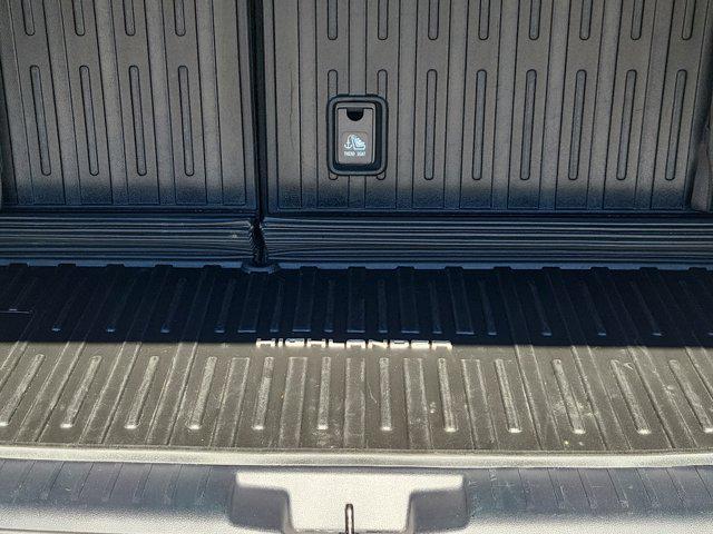 used 2021 Toyota Highlander car, priced at $35,977