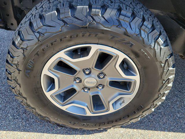 used 2014 Jeep Wrangler Unlimited car, priced at $19,877