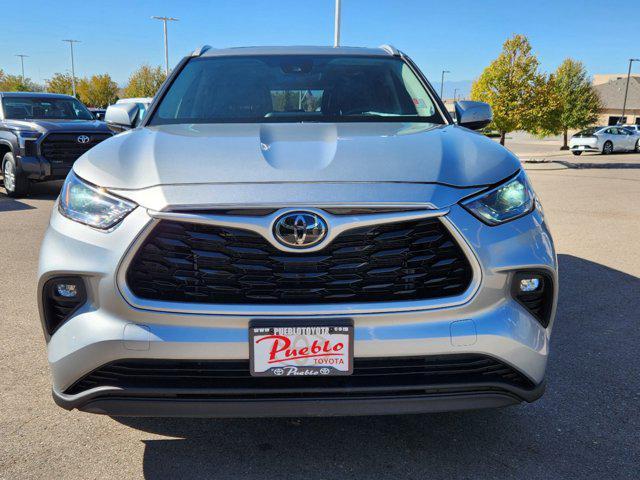 used 2023 Toyota Highlander car, priced at $37,977