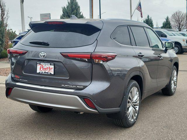 new 2025 Toyota Highlander car, priced at $54,703