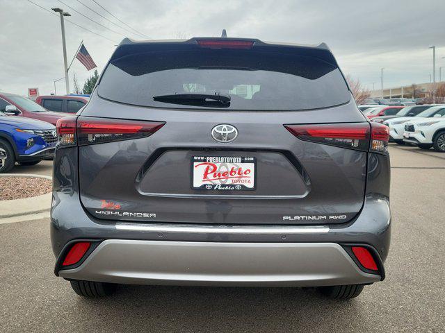 new 2025 Toyota Highlander car, priced at $54,703